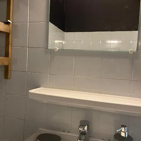 Jolie Pavillon פרפיניין