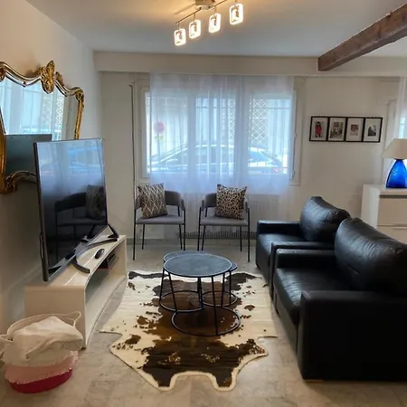 Jolie Pavillon וילה *
